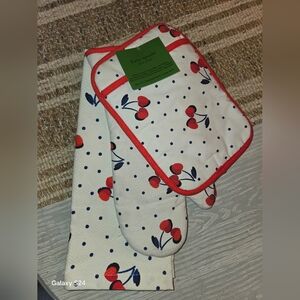 Kate Spade Cherry 4 Piece Kitchen Set Oven Mitt Pot Holder Towel Set New